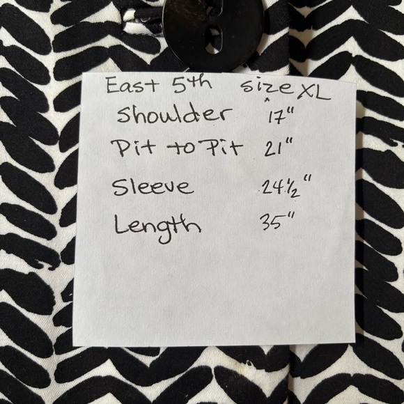East 5th Black and White Patterned Women's Coat w/ pockets & Black Belt Size XL - Picture 13 of 13